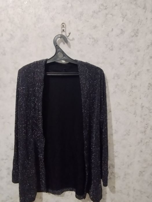 Продам костюм -5000