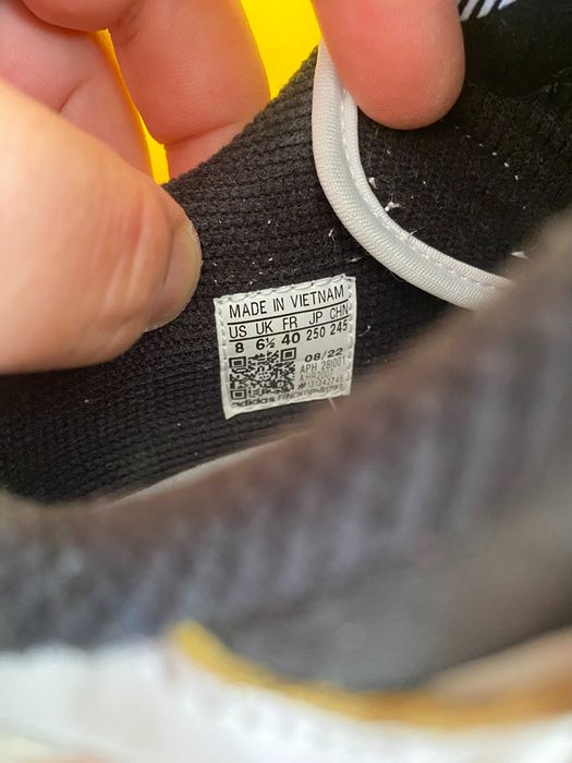 Продавам оригинални маратонки Adidas