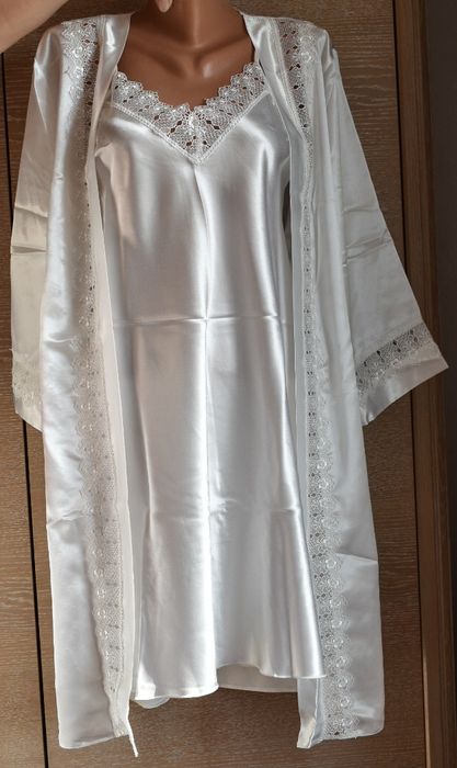 Гарнитур. Сорочка с пеньюаром.