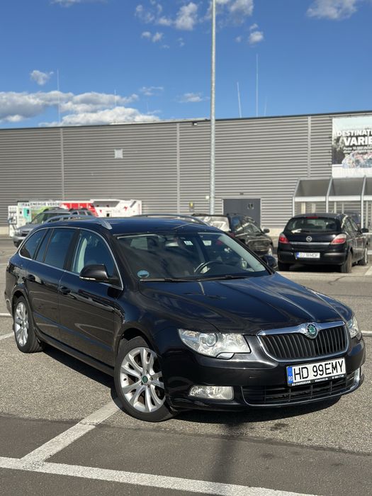 Skoda Superb Combi 2014