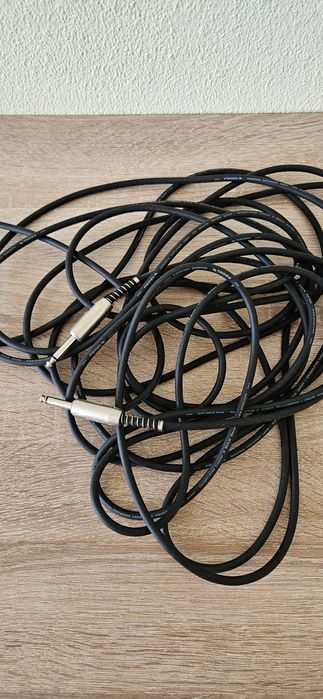 Cabluri audio balansate .
