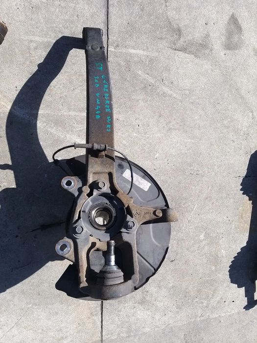 Fuzeta stanga fata 3.0 crd jeep grand cherokee 4 wk wk2