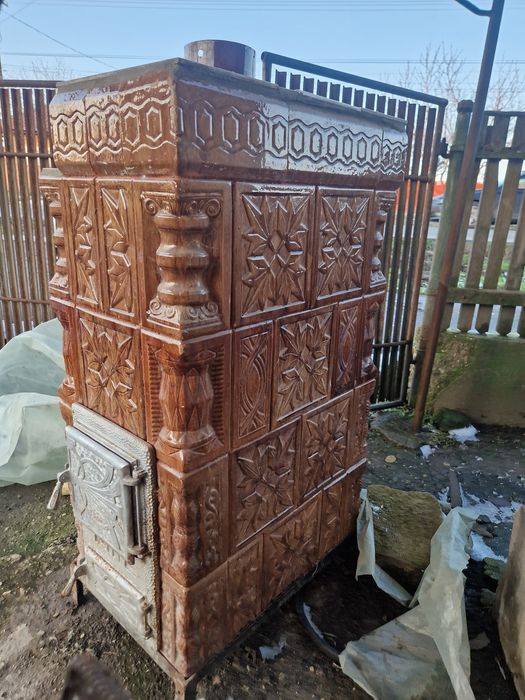 Vând sobă de teracotă