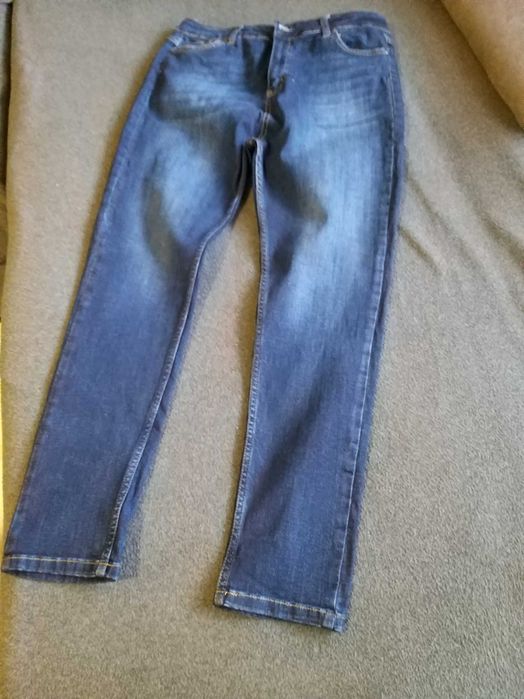 Предлагам Дънки GUESS