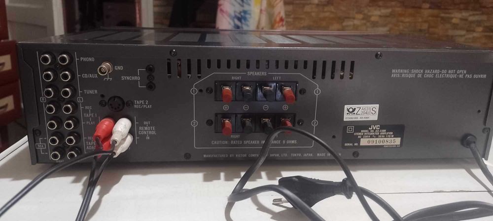 Транзисторен стерео усилвател - JVC AX 33 35