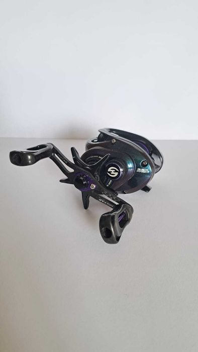 Mulineta Baitcast Tsurinoya Black Knight   si Tsurinoya XF 50