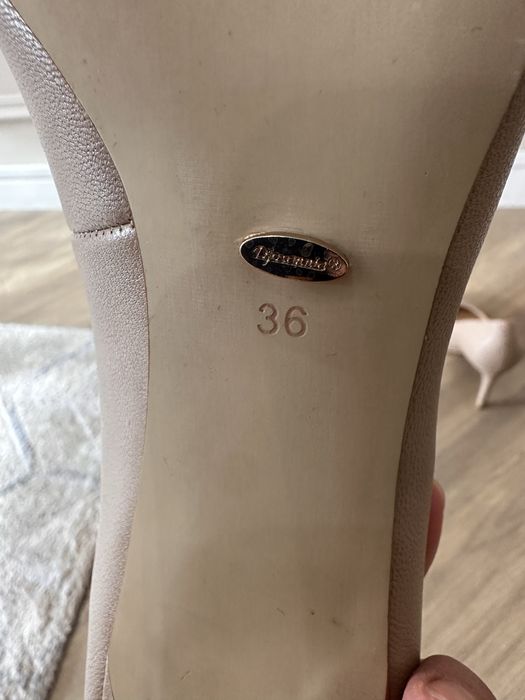 Продам туфли 36 размер