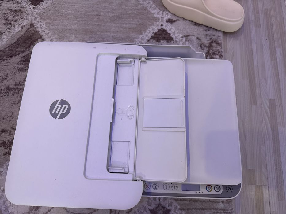 HP принтер бял
