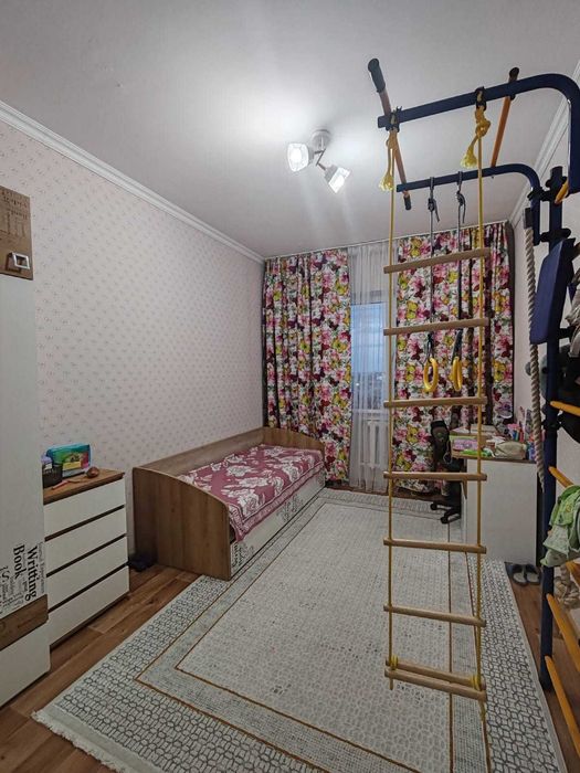 продам 3-х комнатную квартиру