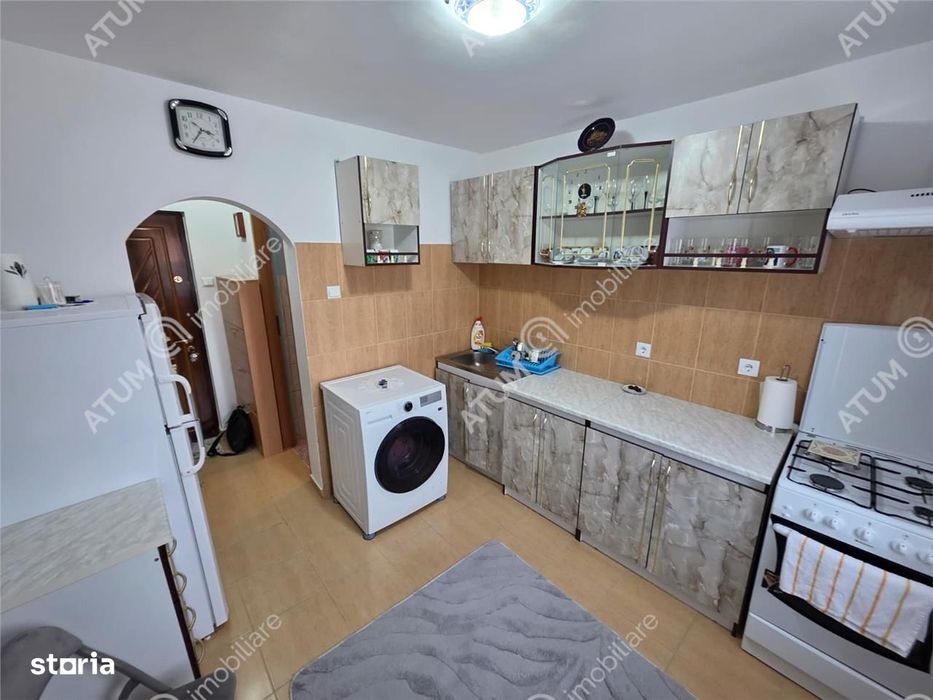 Garsoniera decomandata la etajul 1 in zona Lupeni din Sibiu