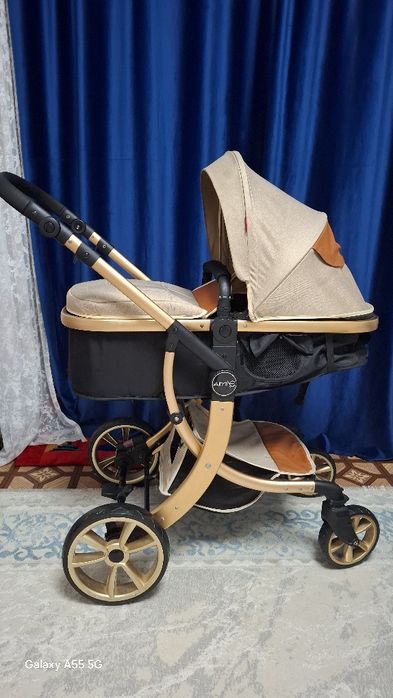 Продам коляску Aimine