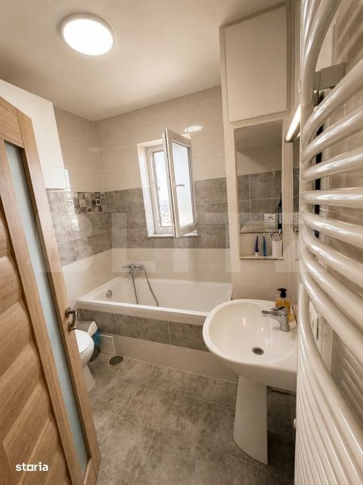 Apartament modern cu 2 camere, 51 mp, semidecomandat, zona Obcini