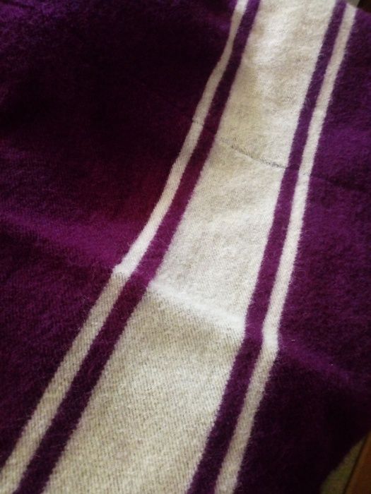 вълнени ръчно тъкани одеяла