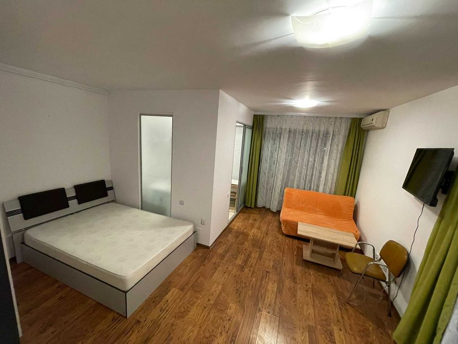 Inchiriez Garoniera in Cartierul Rezidential Quadra Place