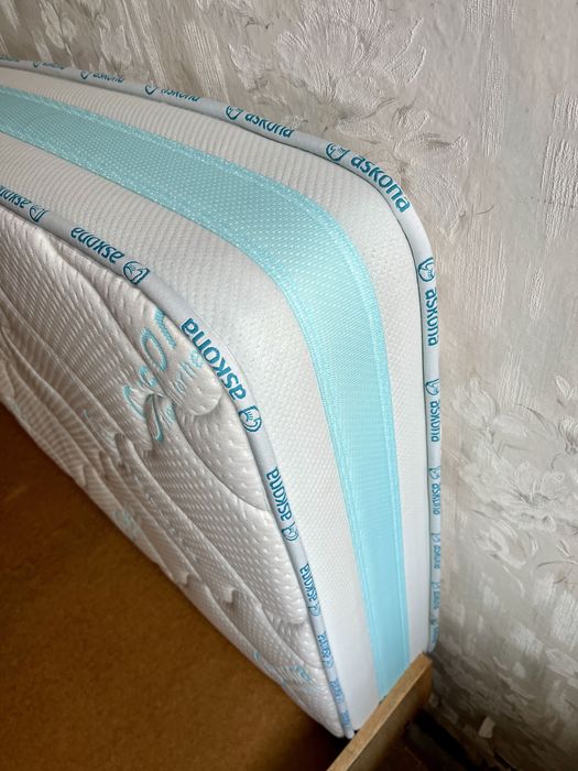 Тахта с матрасом askona