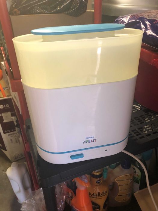 Продавам  стерилизатор  AVENT.