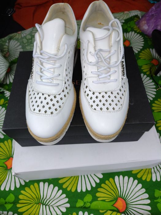 Adidași Armani Jeans mărimea 38