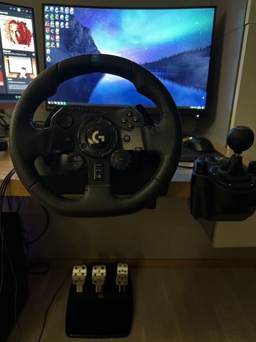 Игровой руль Logitech g923
