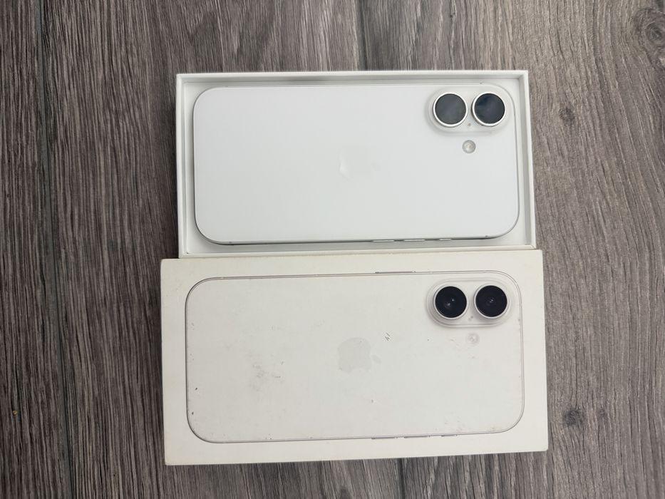 продам 16 айфон на 256 гб