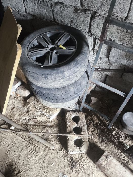 Резина с дисками