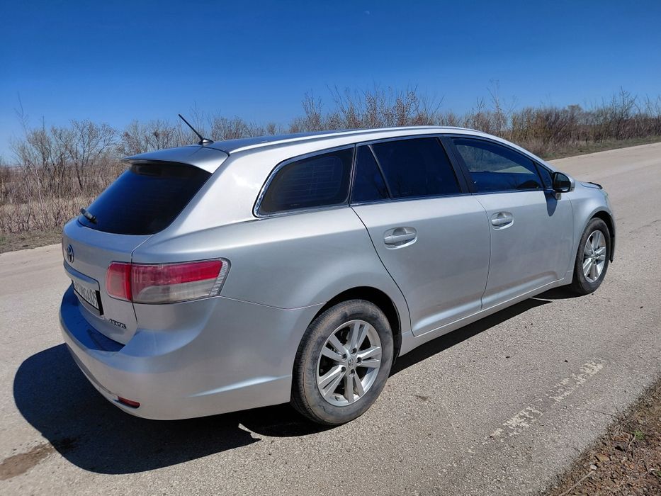Продам Тойота авенсис