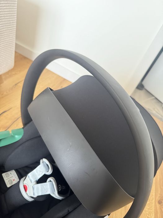 Столче/ кошница за кола Cybex Aton B2 i-Size