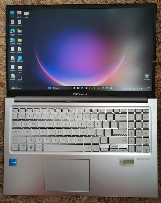 Laptop ASUS Vivobook I3 gen. 12
