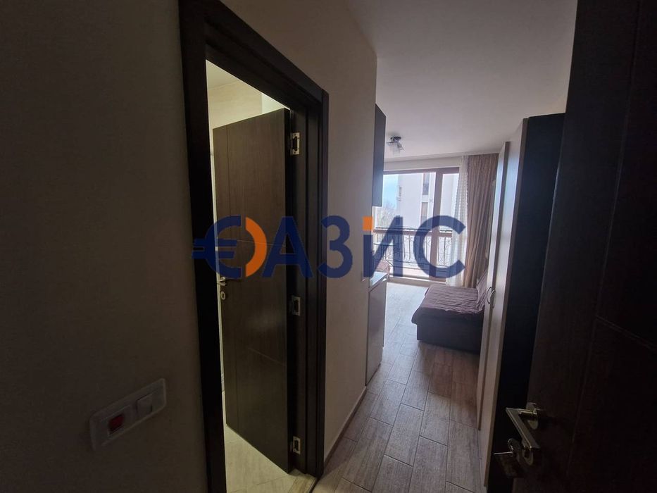 Продава се Едностаен апартамент в к.к. Слънчев бряг - 32 кв.м за 1068 €/кв.м - Снимка #9