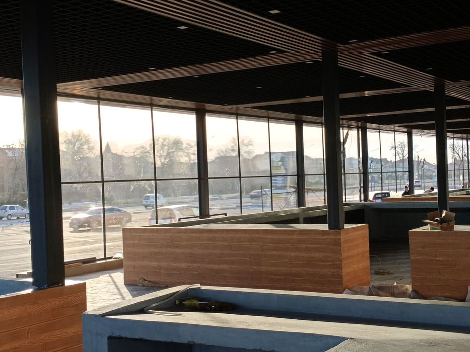 Tent banner salofan ustonovka