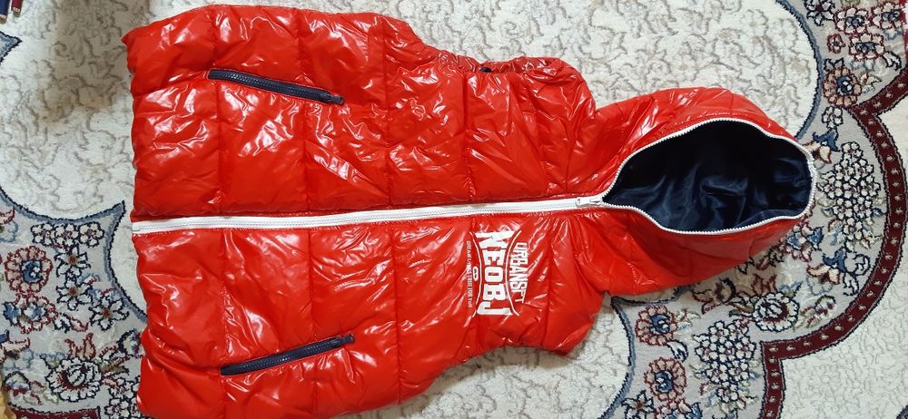 Женская безрукавка