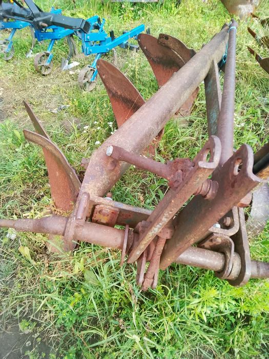 Tractor 650, plug si disc