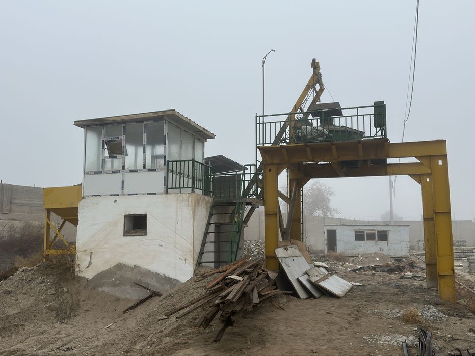 Бетон (Узел) завод сотилади.