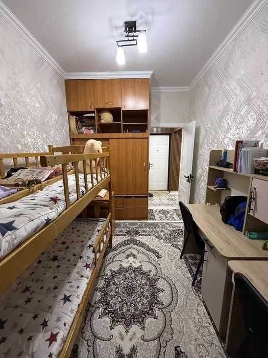 "Карасу2 Мирзо Аакадемия МВД 2ком 59м2 Квартира продаётся В центре "