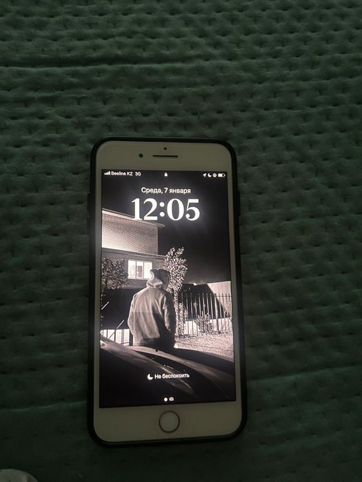 продам/ обменяю айфон 8+