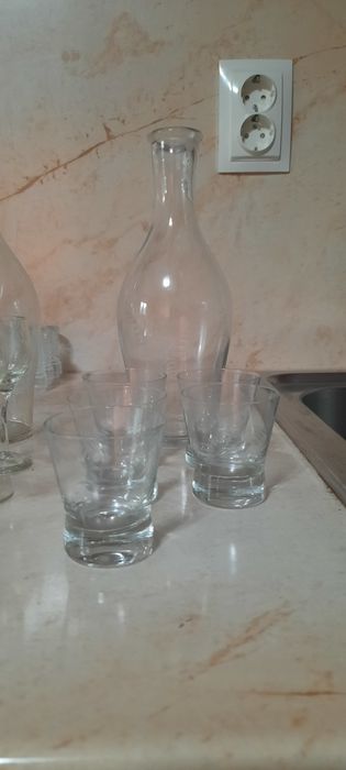 Стъклени сервизи, комплекти