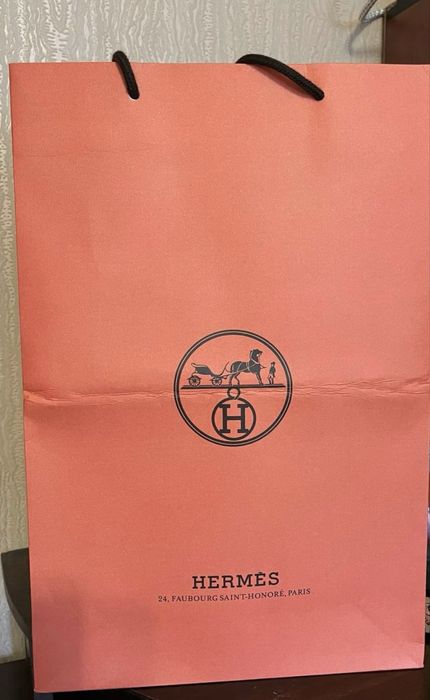 Срочно Hermes шлепка продается