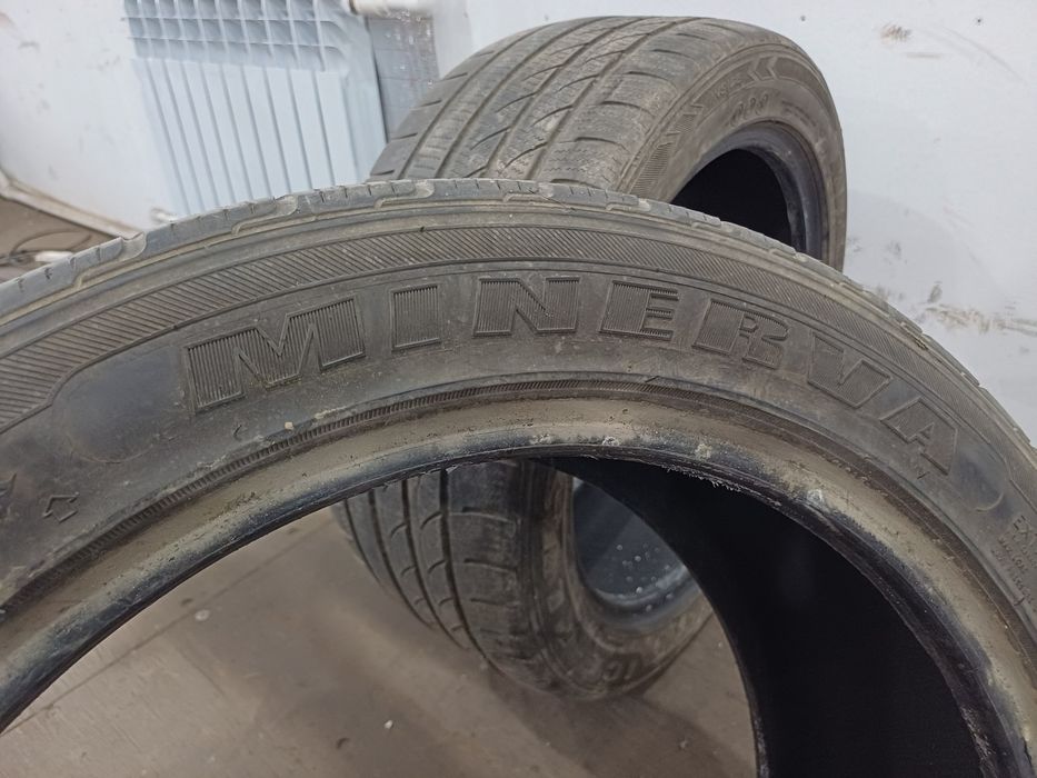 Шины 245/45 R18 Minerva пара.