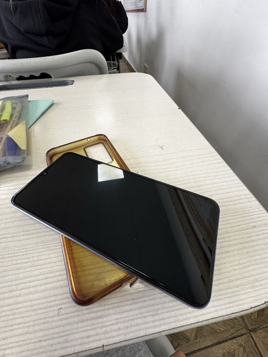 Телефон Vivo v23e