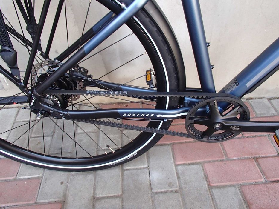 Bicicleta Giant Cu Transmisie pe curea,Fara Intretinere, Nou