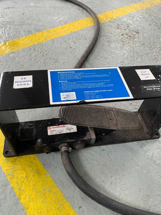 Elevator pneumatic vulcanizare