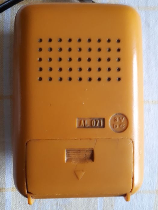 Radio vechi de colecție Phillips (defect)