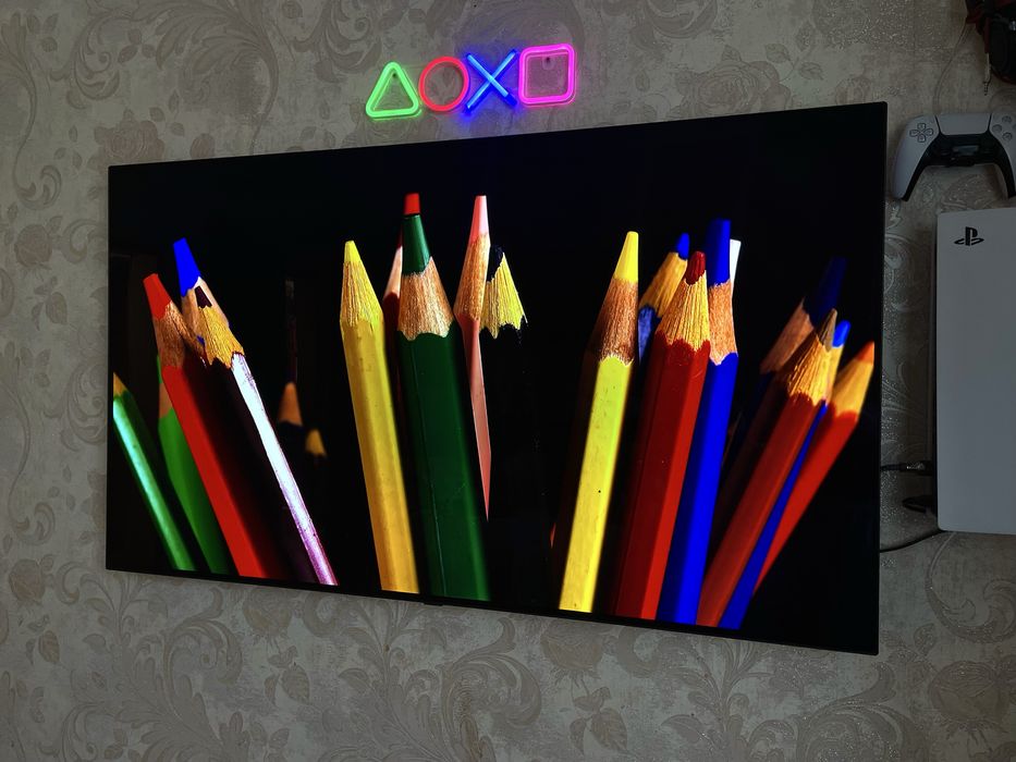 Продам телевизор LG oled