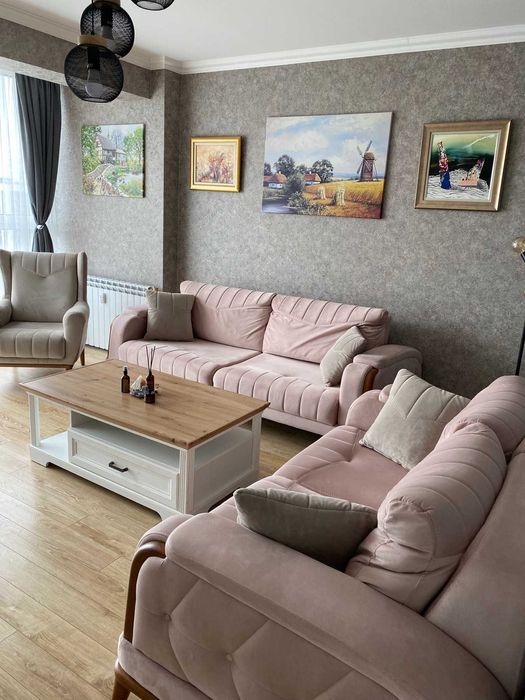 Продава се Тристаен апартамент в Пловдив, Център - 100 кв.м за 2395 €/кв.м - Снимка #4