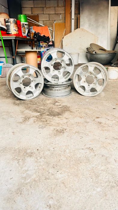 Диска сатамын паджероға деликаға келеді  40000 теңге