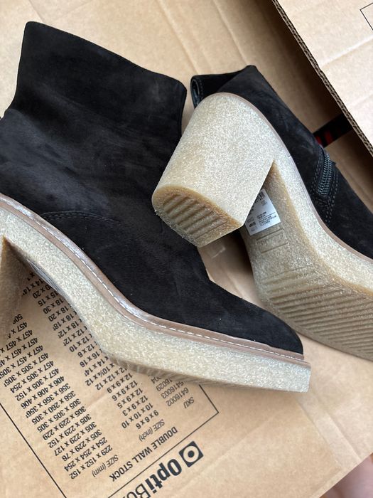 Дамски боти Clarks