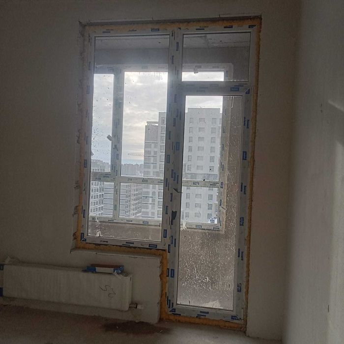 пластиковое окно и пластиковая дверь