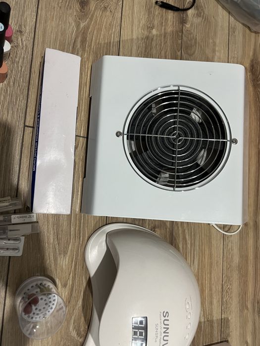 Маникюрный набор, аппарат для маникюра