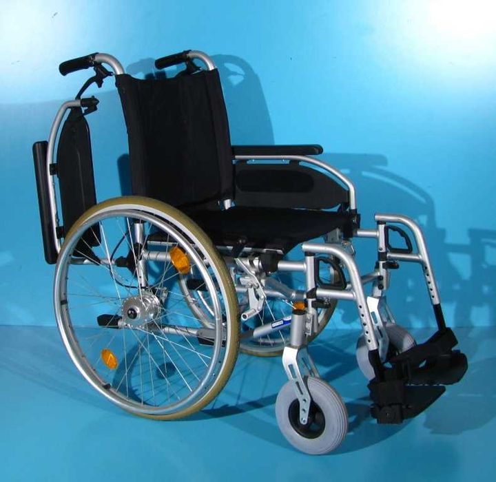 Scaun cu rotile din aluminiu B+B - latime sezut 45 cm