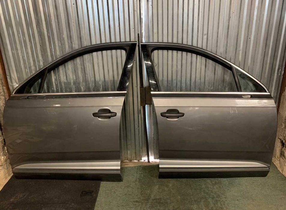 Врата предна Q7 4M