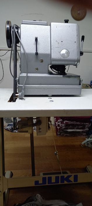 Папик машинка жойнамоз ёстик матоларини  четига папик тукийди